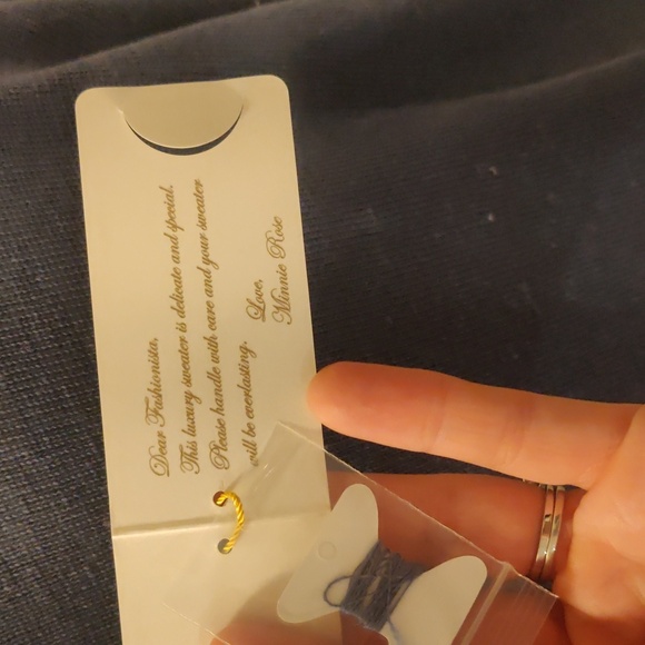 New! Designer Minnie Rose V Neck long sleeves lace pullover sweater sz M - Picture 8 of 16